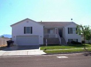 765 S Killarney Dr, Syracuse, UT 84075