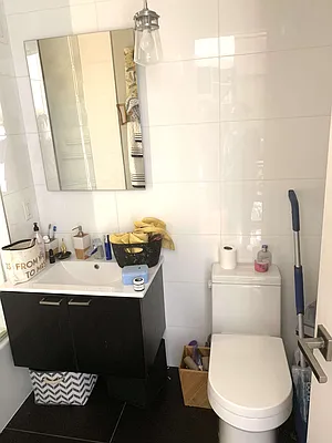 Rented by Manhattan Management LLC | media 42