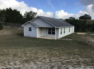 933 Madrona Rd, Pipe Creek, TX 78063