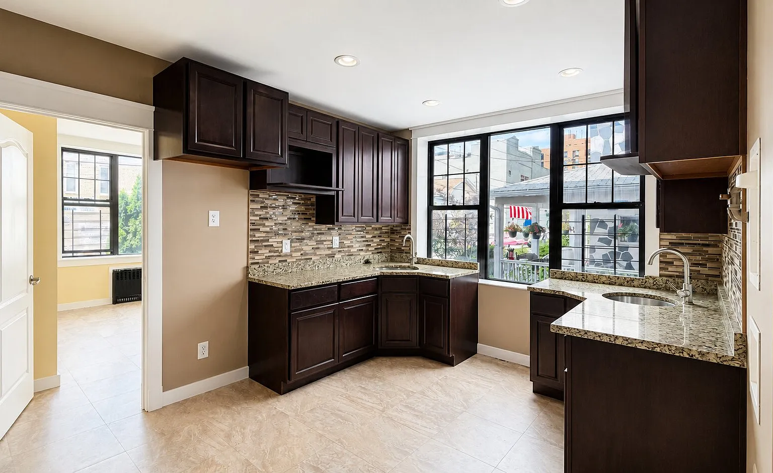 3 bed, $3,753 — Photo 1
