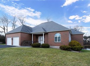 41 Victory Ln, Wethersfield, CT 06109