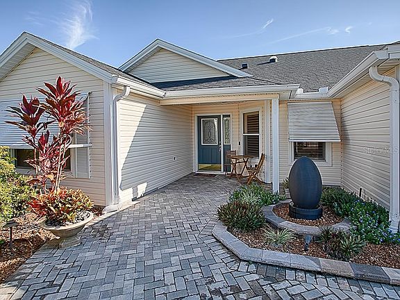 3rd image of 1392 Camero Dr