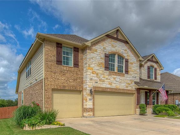 2nd image of 1511 Rimstone Dr