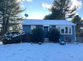 19 Nadeau Dr, Wrentham, MA 02093