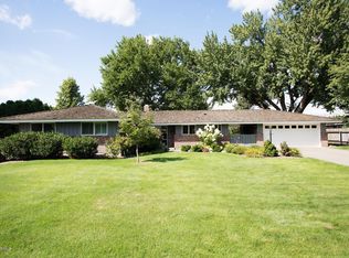 700 Pickens Rd, Yakima, WA 98908