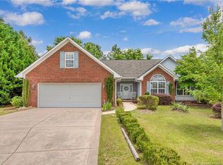 4105 Redspire Ln, Fayetteville, NC 28306