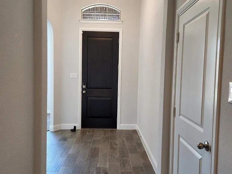 1801 Spinnaker Dr — Photo 7