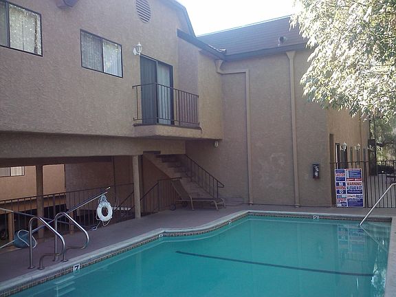 5th image of 17810 Superior St APT 109