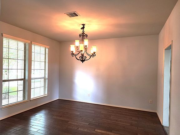 3rd image of 13309 Highland Lake Ln