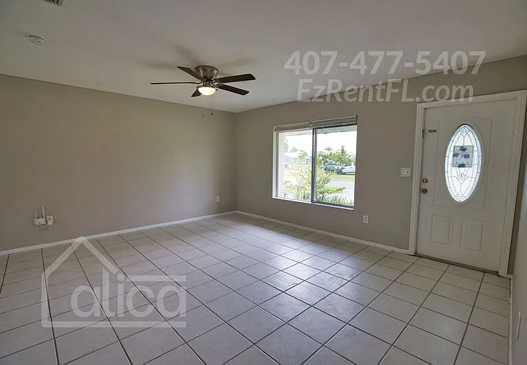 6667 Carovel Ave — Photo 5