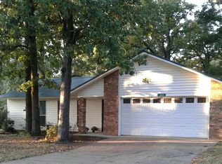 2016 Hutto St, Conway, AR 72032