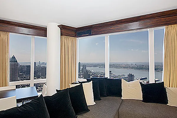 Sold by Modlin Group | media 18
