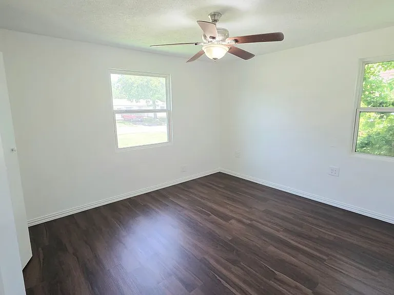 2616 Marbella Ln — Photo 8