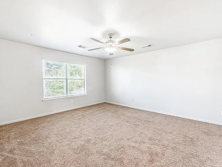 20926 Kenna Cove Ln — Photo 37