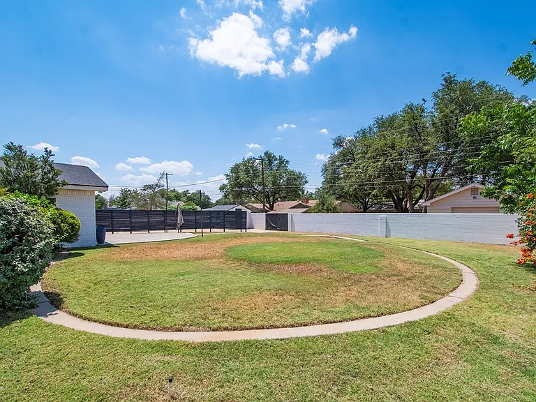 2610 S Frontier Dr — Photo 33