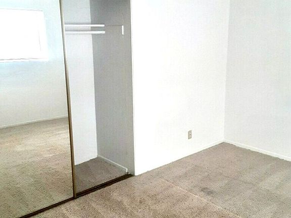 5th image of 1421 W 145th St APT A