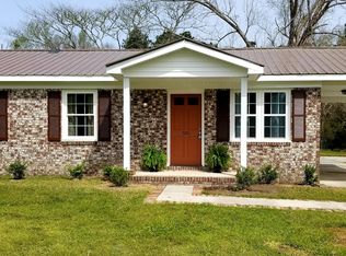 534 Goldensand Ln, Moncks Corner, SC 29461