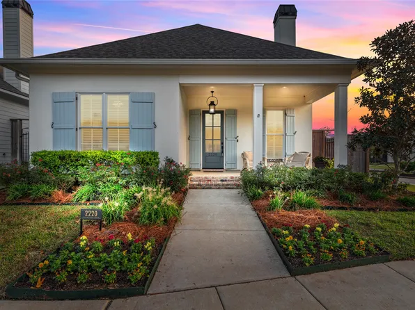 2220 Fairwoods Dr, Shreveport, LA 71106