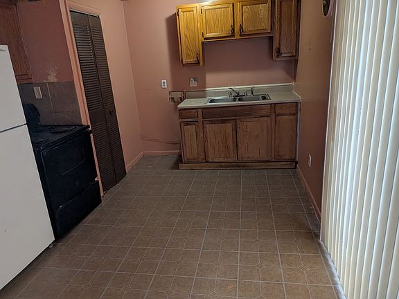 4th image of 346 S Napoleon Ave #B