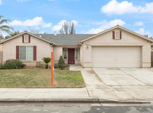 5653 W Floradora Ave, Fresno, CA