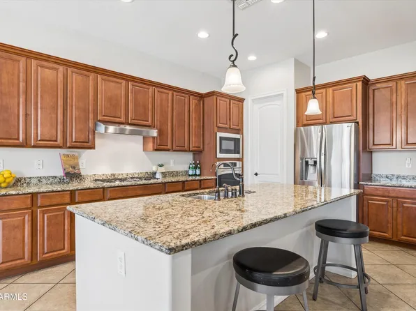 570 W Yellowstone Way, Chandler, AZ 85248
