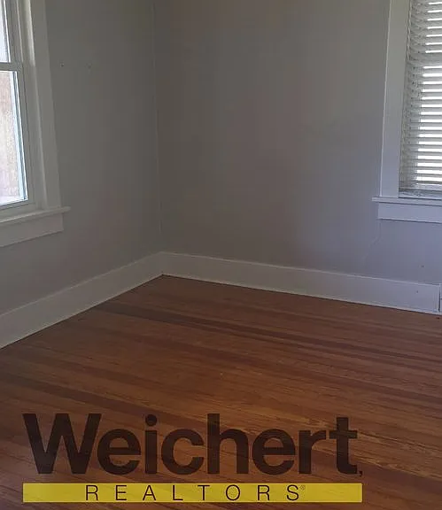 803 W Main St — Photo 14