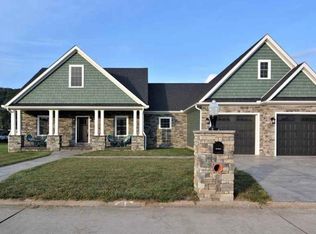 543 Rumer Sta, Red House, WV 25168