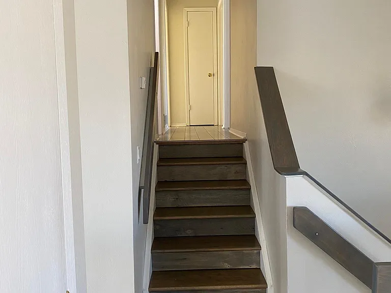 325 Catalina Dr — Photo 22