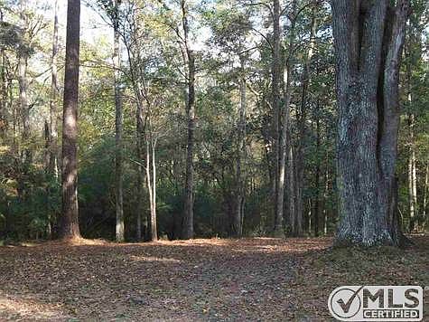 1st image of 221 Circle Dr