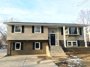 1432 Syracuse Ln, Schaumburg, IL 60193