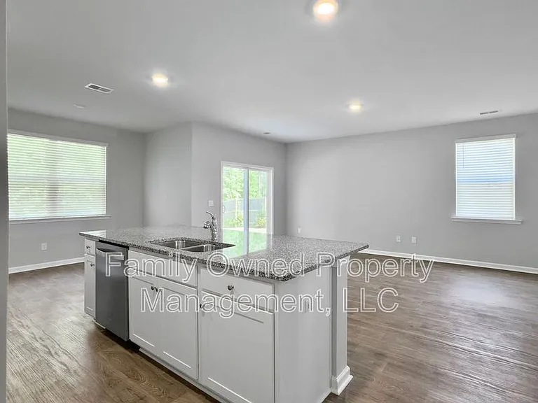422 Blue Elderberry Run — Photo 21