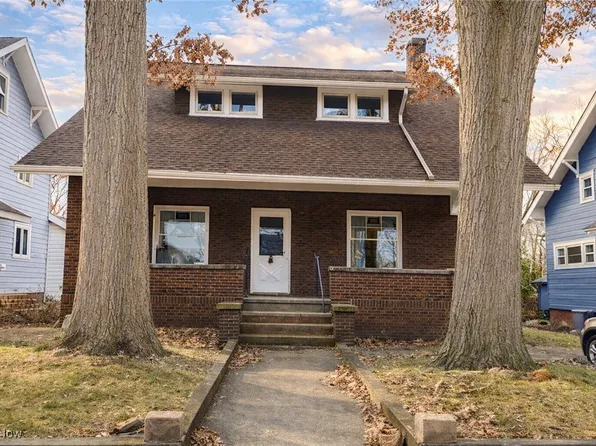 233 Shadyside Ct, Alliance, OH 44601