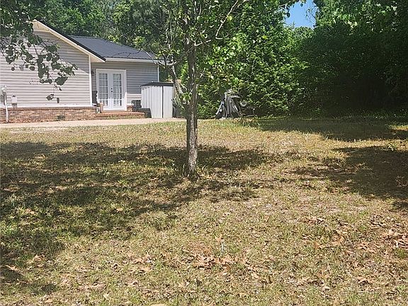 4th image of 820 Algood Ave