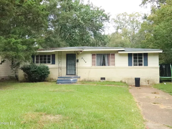 2748 Emerald Dr, Jackson, MS 39212