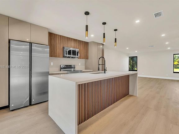 2nd image of 8207 SW 26th Pl