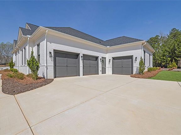 4th image of 123 Candler Loop