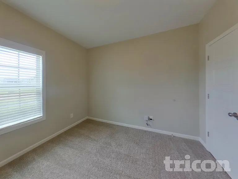 817 Ellyson Dr — Photo 13
