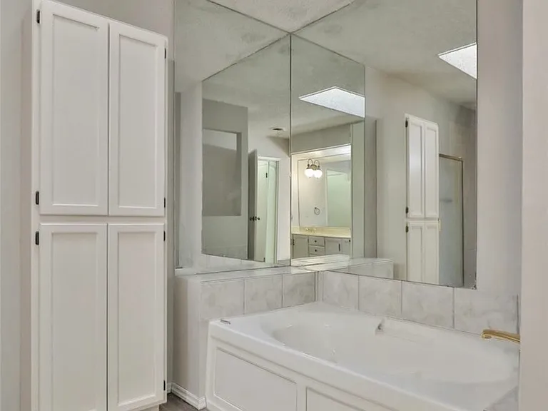 6001 Michael Ct — Photo 16