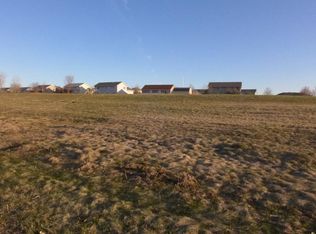 446 Highland Dr, Ellsworth, WI 54011