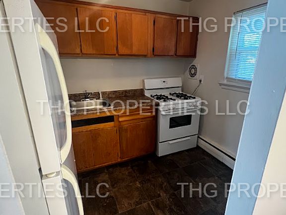 2nd image of 22 Green St #55-54A