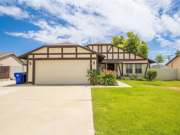 33717 Noreen Ln, Yucaipa, CA 92399