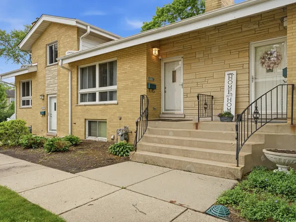 1533 N Arlington Heights Rd APT C, Arlington Heights, IL 60004