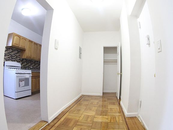 2nd image of 2825 Grand Concourse #3A-1