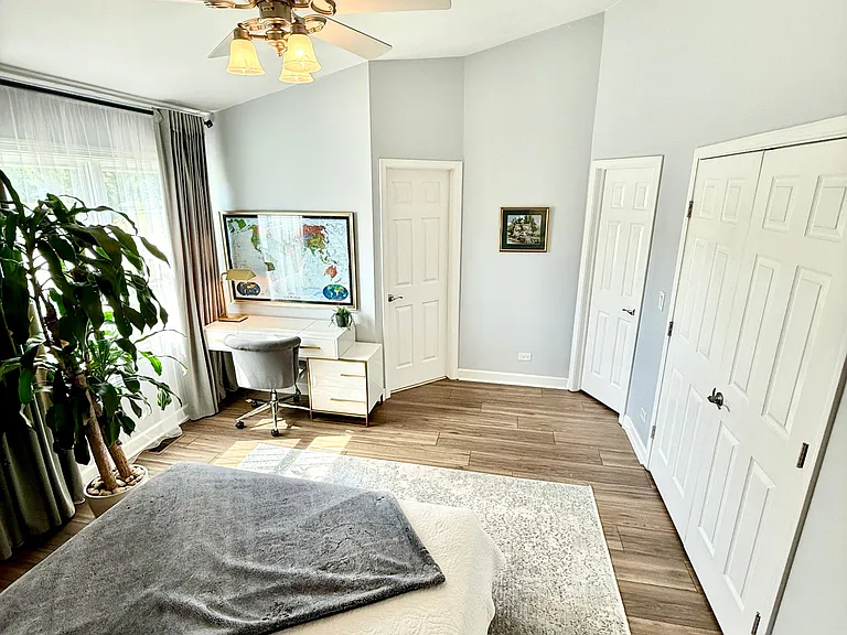 259 Doral Ct #6 — Photo 11