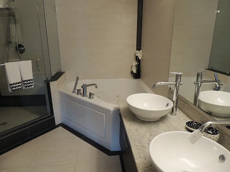 3029 NE 188th St #617 — Photo 33
