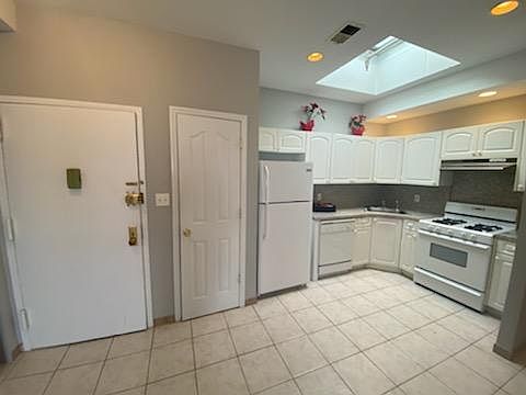 1st image of 1151 66th St #3