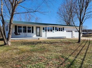 360 Evergreen Hills Rd, Cottageville, WV 25239