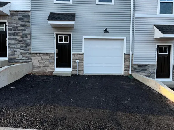 105 Abramo Victor Dr, Downingtown, PA 19335