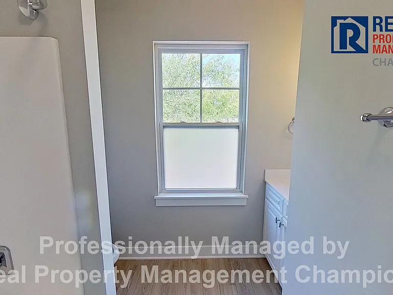 632 Brunswick St — Photo 20