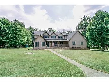 218 Bennington Rd photo 1